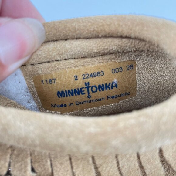 Minnetonka Tan Suede Fringe Pull On Moccasin Booties Infant Size 2 Boho Western - Picture 7 of 8